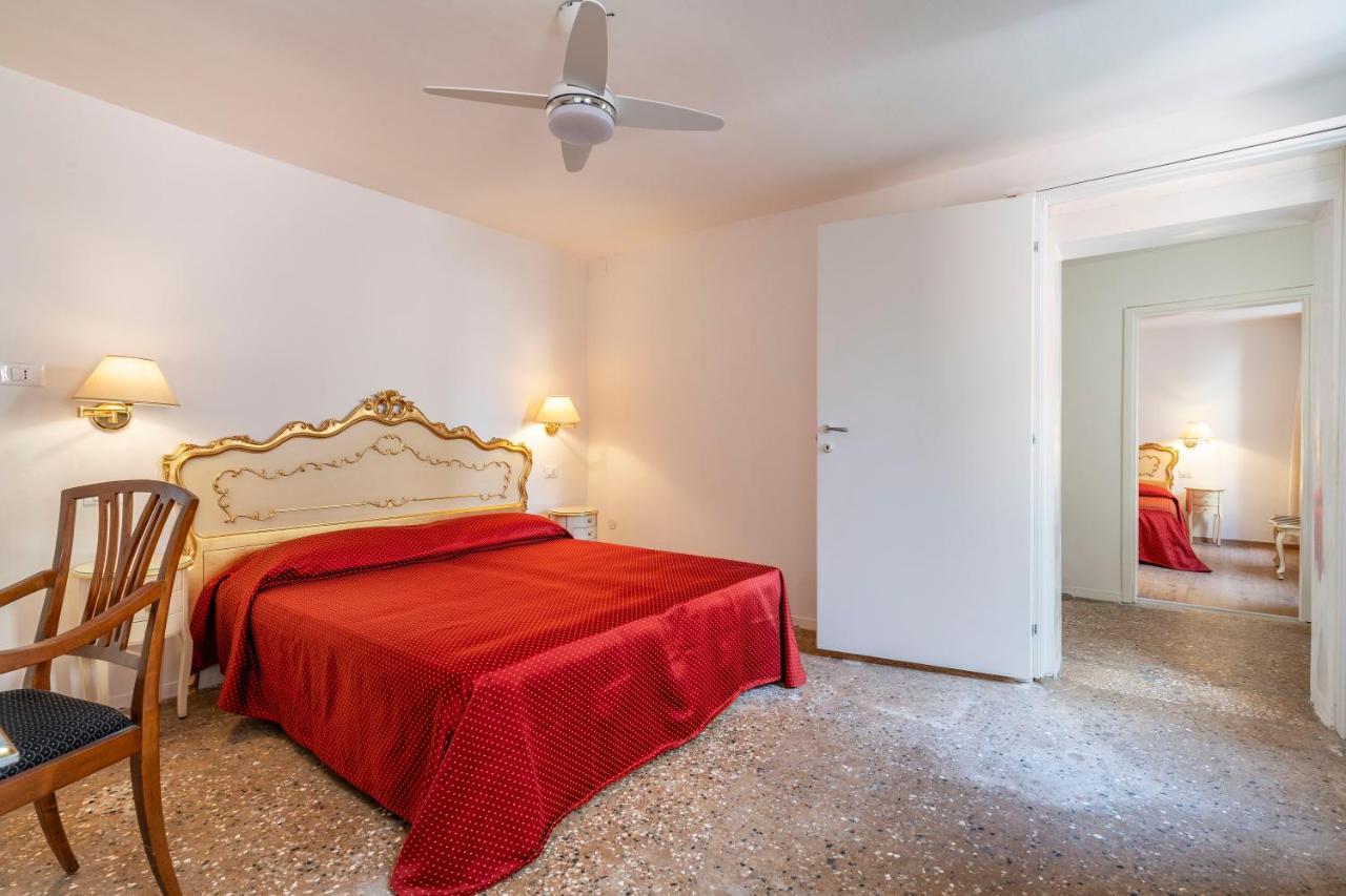 San Luca Flats Aparthotel Венеция Екстериор снимка